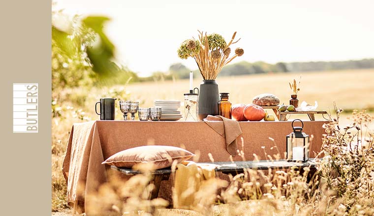 Autumn at home, warm welcome, Butlers